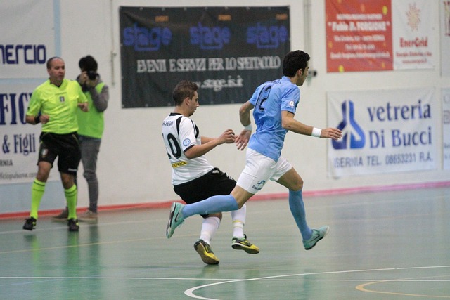 了一场隆重 了一场隆重